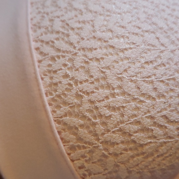 Victoria Secret Bra - Picture 4 of 4